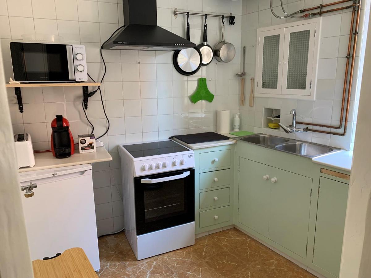 Notaria-Apartamento Y Estudio En Casco Antiguo, Al Lado De Playa, Rambla Y Monasterio, Con Acceso A Terraza Ajardinada Sant Feliu de Guíxols Dış mekan fotoğraf