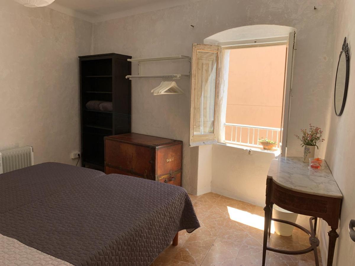 Notaria-Apartamento Y Estudio En Casco Antiguo, Al Lado De Playa, Rambla Y Monasterio, Con Acceso A Terraza Ajardinada Sant Feliu de Guíxols Dış mekan fotoğraf