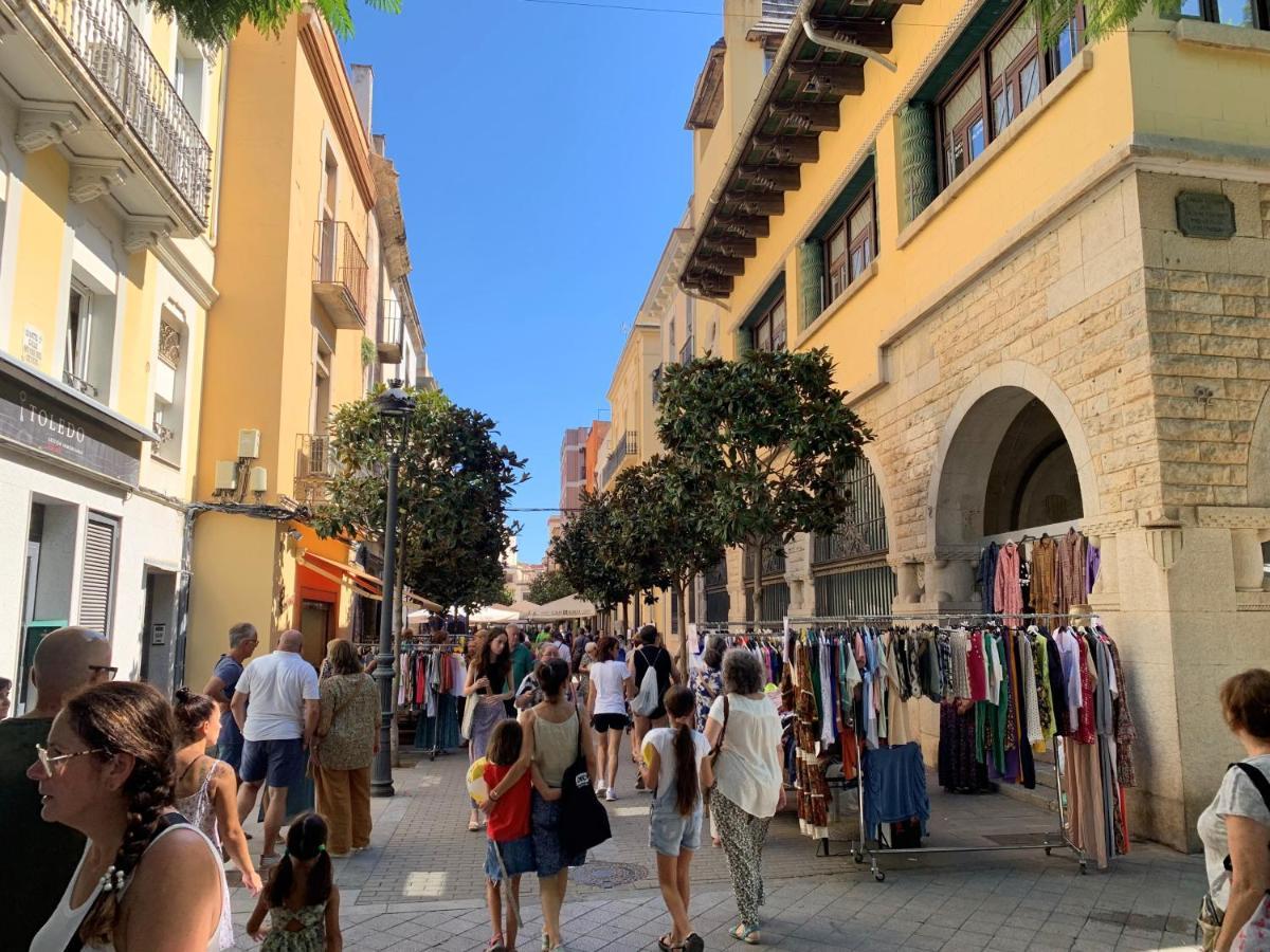 Notaria-Apartamento Y Estudio En Casco Antiguo, Al Lado De Playa, Rambla Y Monasterio, Con Acceso A Terraza Ajardinada Sant Feliu de Guíxols Dış mekan fotoğraf