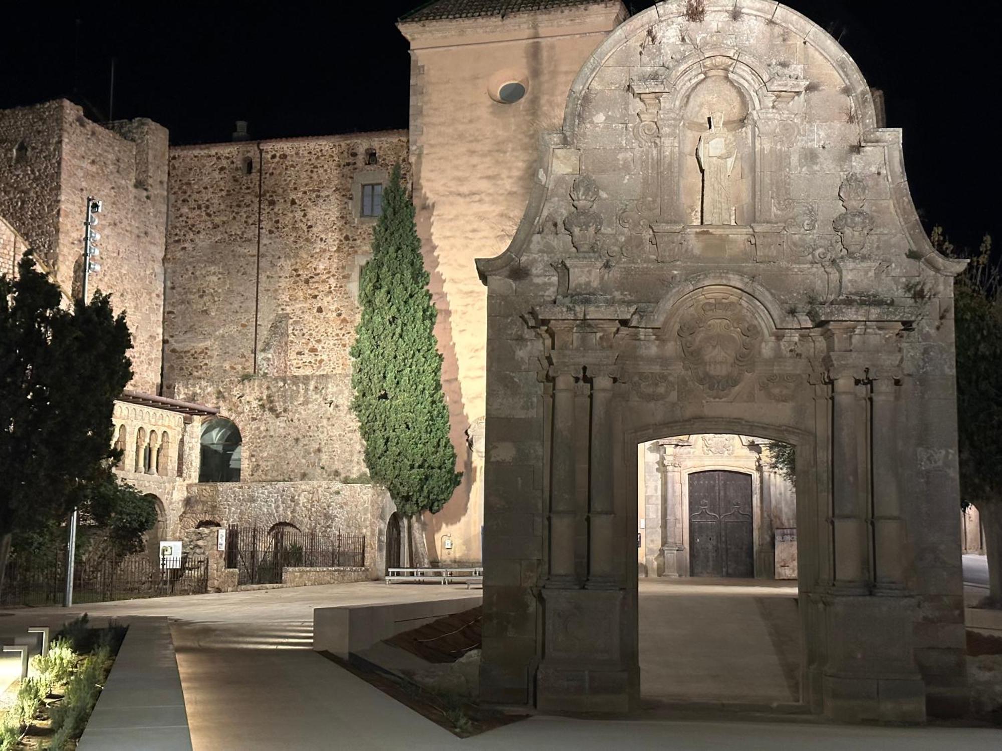 Notaria-Apartamento Y Estudio En Casco Antiguo, Al Lado De Playa, Rambla Y Monasterio, Con Acceso A Terraza Ajardinada Sant Feliu de Guíxols Dış mekan fotoğraf