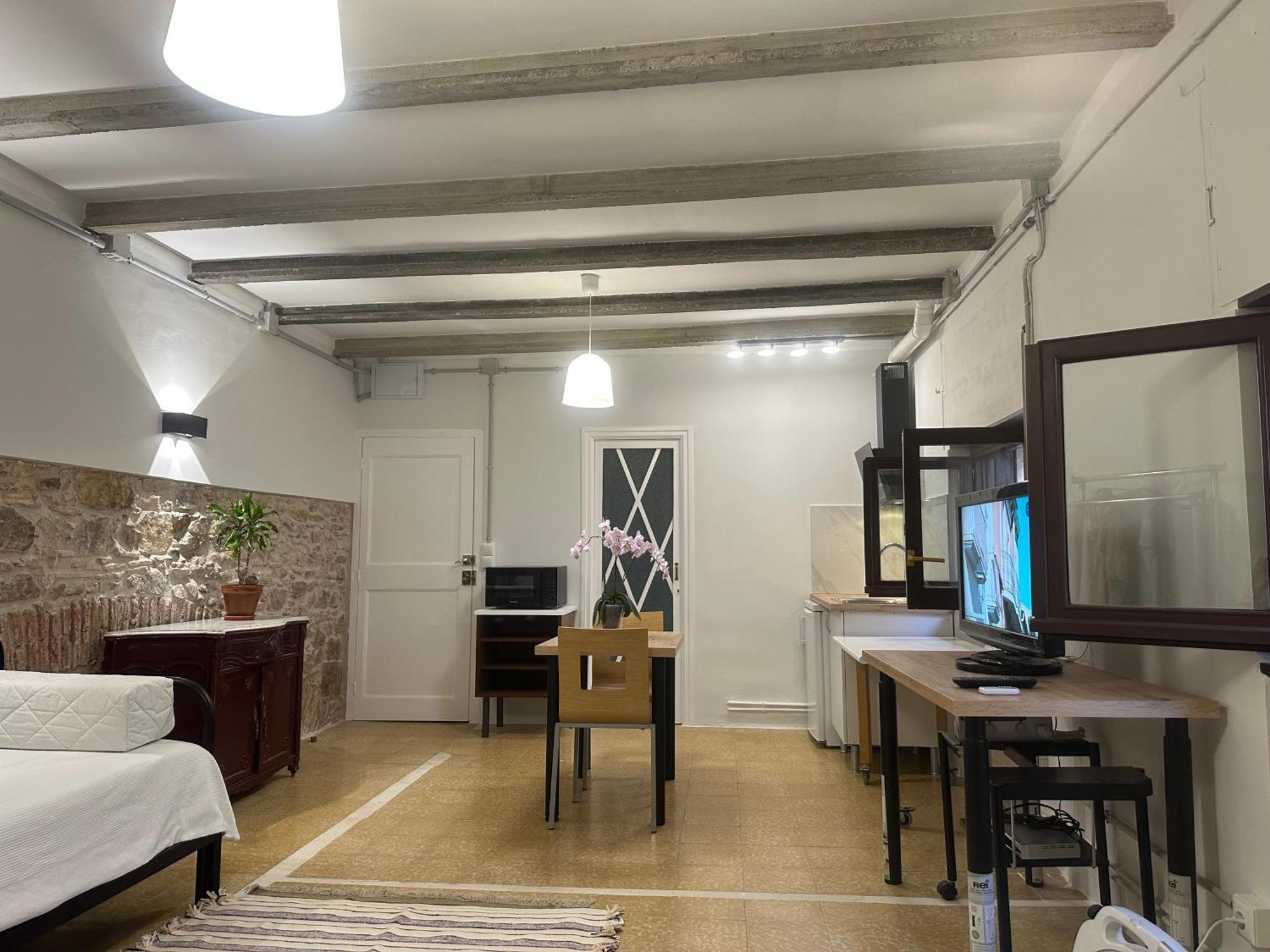 Notaria-Apartamento Y Estudio En Casco Antiguo, Al Lado De Playa, Rambla Y Monasterio, Con Acceso A Terraza Ajardinada Sant Feliu de Guíxols Dış mekan fotoğraf